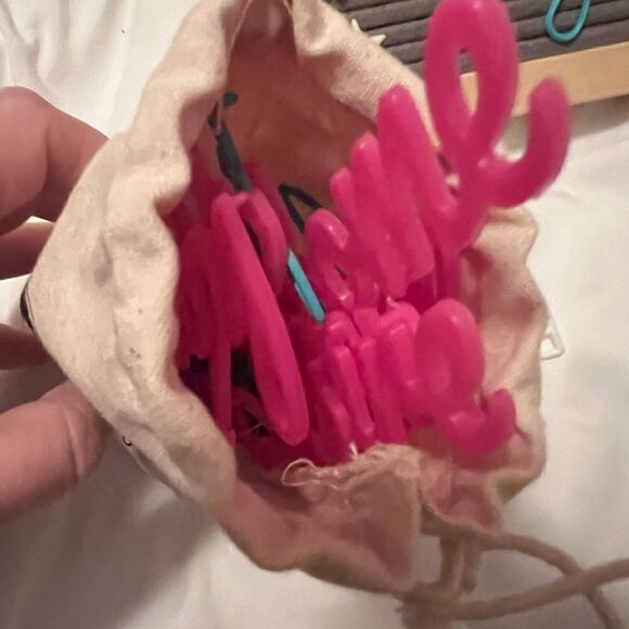 Not so mystery Mystery Box Happy items - Picture 5 of 7